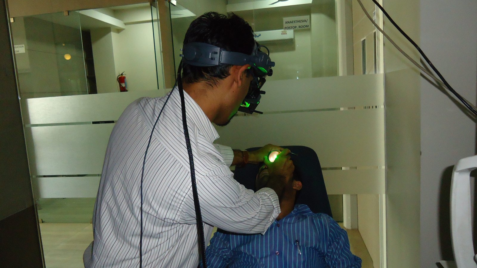Dr. Maneesh Aggarwal